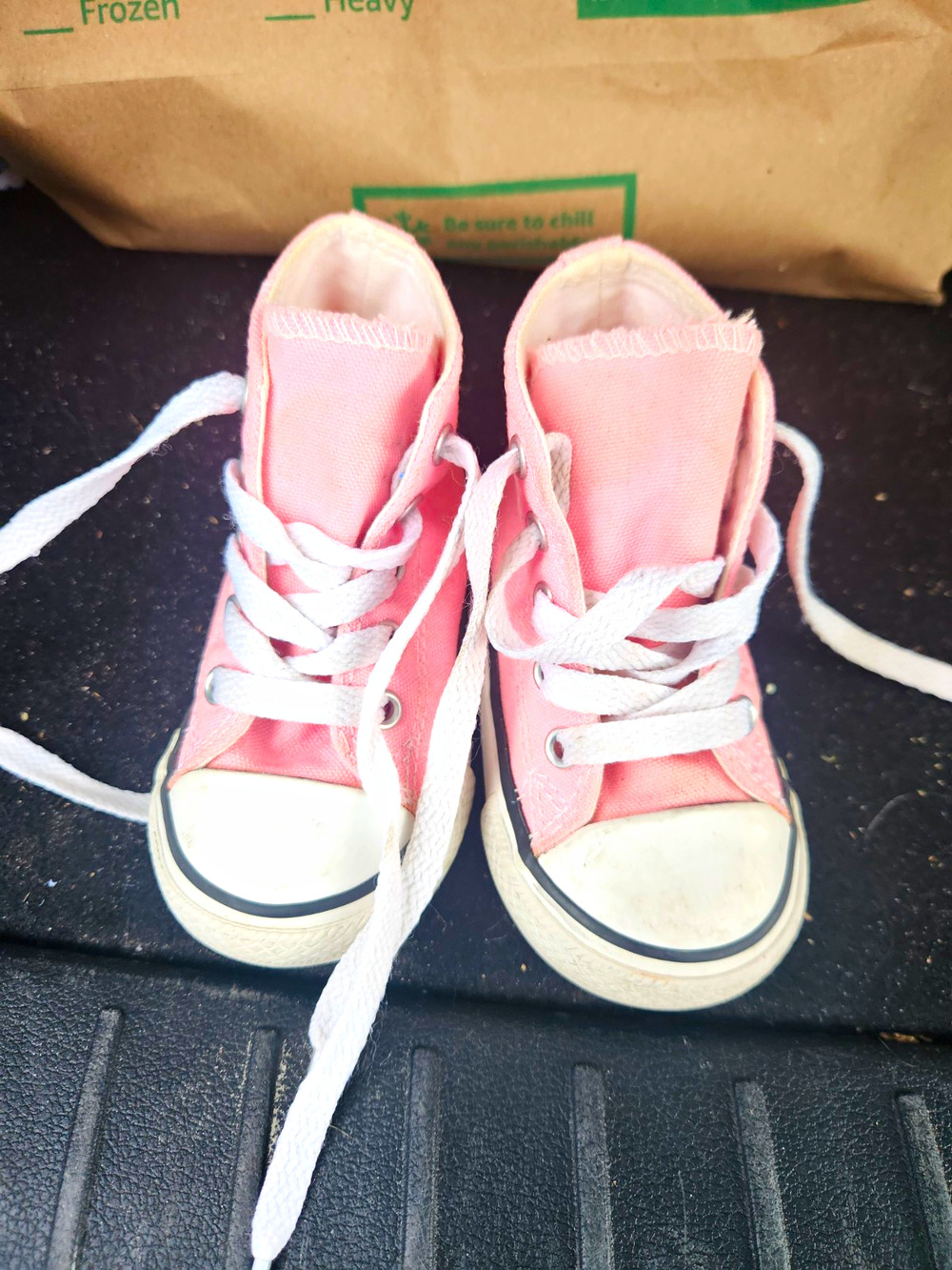 Converse Chuck Taylor All Star Kids Pink Canvas High Top Sneaker US 5 EU 21